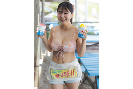 福井梨莉華、豊満美バスト大胆披露 弾ける笑顔に釘付け