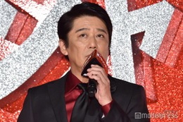 坂上忍、左肩脱臼骨折の手術が決定 ロケでの怪我・生放送中に報告していた