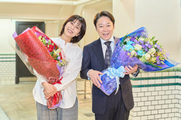阿部サダヲ＆松たか子、“同じ気持ち”でクランクアップ 夫婦役揃って撮了【しあわせな結婚】 画像