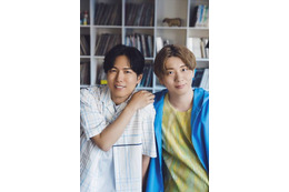 神谷浩史＆木村良平、爽やかな2SHOT披露！業界をけん引するトップ声優2人が貴重な対談