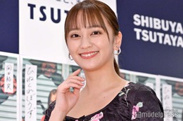 岡田結実、母と「語り尽くした」外食ショット公開「美人親子」「肌綺麗」の声