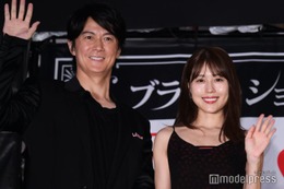 福山雅治＆有村架純、新宿に降臨 福山は“凱旋”に喜び「まさか自分がここに帰ってくることになるとは」【ブラック・ショーマン】