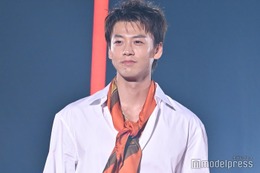 竹内涼真、客席からサプライズ登場「TGC」3年ぶり出演【TGC2025A/W】
