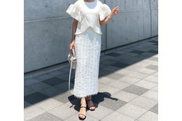 シンプルでキレイな大人の「白」着こなし。オシャレ見え、細見えを叶えるテクニックとは 画像