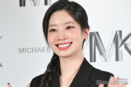 TWICEダヒョン、美脚輝くショーパン姿「かっこいい」「白くて長い」