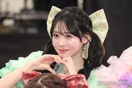 FRUITS ZIPPER櫻井優衣、美脚際立つ爽やかワンピースコーデ「流石のファッションセンス」「夏らしくて素敵」