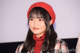 元日向坂46高瀬愛奈、色白美脚輝くミニスカ姿に反響「透明感すごい」「眩しい」