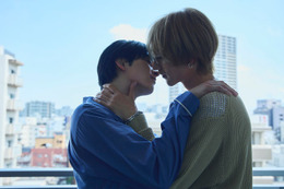 【２５時、赤坂で Season２ 第1話】羽山（駒木根葵汰）＆白崎（新原泰佑）、逢瀬を重ねる甘い日々 恋人関係揺るがす事件発生