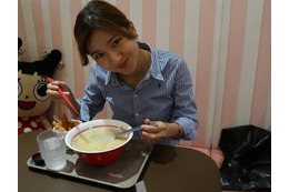 後藤楽々アナ、膝上ミニのゴルフウェア姿披露「爽やかで可愛い」「両手上げて楽しそう」の声