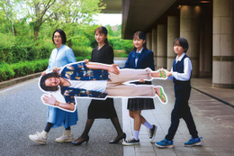 柴咲コウ＆満島ひかり＆“ダメ兄”オダギリジョーの場面写真解禁『兄を持ち運べるサイズに』