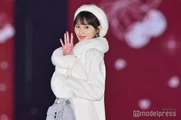 乃木坂46遠藤さくら、王道ガーリーコーデに歓声 清楚な微笑みに釘付け【ガルアワ2025AW】