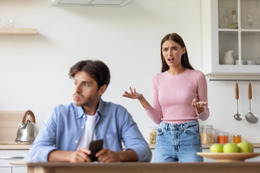 「情が通じない夫」に心をすり減らす日々。 結婚前に“違和感”を見抜けなかった、意外な理由とは
