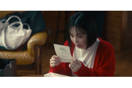 「匿名の恋人たち」「グラスハート」同じ世界線で繋がっていた サプライズ仕掛けが話題「小栗旬から佐藤健へ差し入れ?」