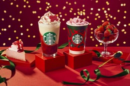 スタバのホリデー新作はストロベリー×ジョイフルメドレー!“とろあま”フラペとティーラテ、ケーキも同時登場