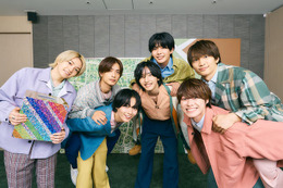 なにわ男子が“超接近” 即興パフォーマンス&和気あいあいとする様子も 画像