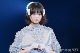 美人YouTuber「DEATH NOTE」ミサミサコスプレ公開 金髪ロングで雰囲気一変「クオリティ高い」「似合ってる」 画像