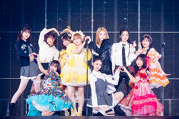 FRUITS ZIPPERらKAWAII LAB.＆IVE妹分のKiiiKiii、日韓コラボでTWICE＆AKB48カバー【MUSIC EXPO LIVE 2025】