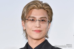 三代目JSB岩田剛典、舞台挨拶でジョーク連発 同時通訳で英語化され「恥ずかしい」【金髪】