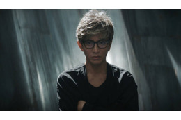 木村拓哉、大人の余裕たっぷりのメガネ姿を披露！スタイリッシュかつ自然体なライフスタイルを体現