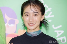 浅野忠信の18歳年下妻・中田クルミ、手編みスカーフ披露「可愛い」「素敵すぎる」と反響