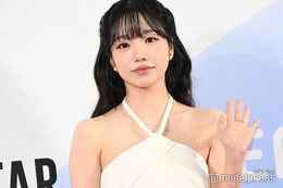 「イカゲーム」チョ・ユリ、ミニワンピで美脚披露「可愛すぎる」「シンプルなのに存在感すごい」の声