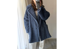憧れMaxMaraのテディベアコート君臨。ふわもこアウターを主役にした大人かわいい着こなし【40代の毎日コーデ】