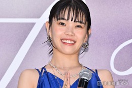 アイナ・ジ・エンド、透けニーハイソックスで美脚大胆披露「かっこよくて美しい」「唯一無二の存在」と反響