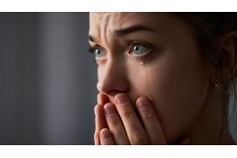 「拒めば激怒される」夫婦生活を”毎日”強要されたあげく、浮気まで。勝ち組だったはずの元モデル妻が味わった“地獄の結婚”とは