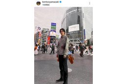 山崎賢人『今際の国のアリス』最新作のオフショ公開！「かっこよすぎる！」「どれもこれも素敵」の声