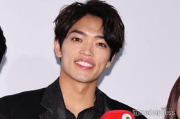 timelesz原嘉孝“売れない芸人”役作りに悩み 映画初主演で成長実感【初恋芸人】