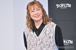 佐藤仁美、マッシュウルフ＆メッシュで“ぎゃる”化「カッコいい」「お似合い」の声