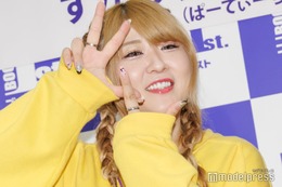 ぱーてぃーちゃん・金子きょんちぃ、久々金髪＆レアな地毛ウェーブヘア披露「雰囲気全然違う」「別人みたい」と反響 画像