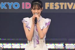 乃木坂46奥田いろは、美脚際立つミニ丈コーデ 同期2人との遭遇ショットも公開「世界ったら広いのに不思議だあ」