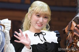 矢吹奈子、雰囲気ガラリな金髪姿＆ドレス衣装で登場 初の“福田組”稽古振り返る【サムシング・ロッテン！】