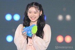 「御上先生」生徒役女優、20歳誕生日に幼少期ショット公開「ぷくぷくでめっちゃ可愛い」「小さいころから完成してる」の声 画像