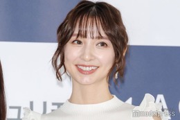 篠田麻里子、5歳長女とペアルックでハワイ満喫 2ショット公開に「美人親子」「素肌が美しい」の声