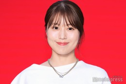 有村架純、美肩大胆ベアトップ姿公開「色気がすごい」「美しさに磨きがかかってる」と反響 画像