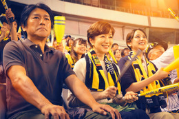 年末年始は前週比120％超え『栄光のバックホーム』観客動員数100万人＆興収14億円突破！