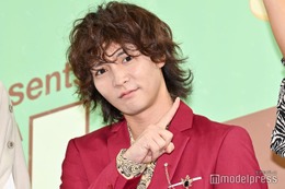 ぱーてぃーちゃん・すがちゃん最高No.1、柏木由紀との“年内結婚”報道に生配信で言及「LINEがめっちゃきてさ」 画像