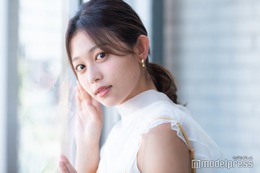 フジ松崎涼佳アナ、ノースリーブ姿で一人旅満喫「オフ感最高」「エンドレスで見ていられる」と反響 画像