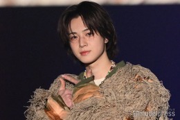 INI佐野雄大、初ランウェイで爽やかな微笑み「Log in to us！」ポーズも【TGCしずおか2026】 画像