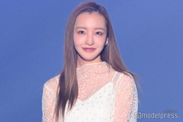 板野友美、シースルートップスで大人ガーリーな雰囲気 ファンサービスに会場沸く【TGCしずおか2026】 画像