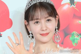 トリンドル玲奈、ドラマでの“整形前メイク”で別人級に「衝撃的」「二度見しても分からなかった」