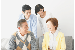 お正月の実家で発覚…家族の昔話を辿った結果⇒80代祖母まで「同じことしてた」！？ 画像