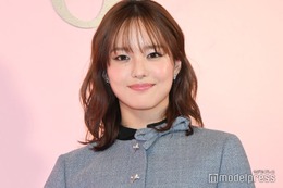 XG・JURIA、ミニ丈セットアップで美スタイル際立つ 夢中になっていることは？【ディオール アディクト キャンディ ショップ】 画像