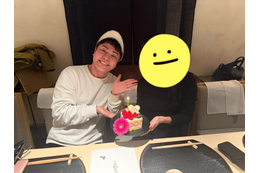 ノンスタ井上、誕生日を迎えた年下妻と夫婦でパシャリ「こんな平和で幸せな日々が続くように…」