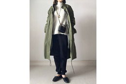 【ユニクロ】ボアスウェットがやっぱり暖かい×ミリタリーコートでこなれ感たっぷりの大人カジュアルに【40代の毎日コーデ】 画像