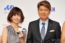 松本伊代、夫・ヒロミとのランニングショット公開「背中を支えられ走る」姿に反響続々