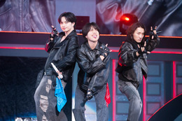 WEST.重岡大毅＆Snow Man岩本照、中島健人ライブにサプライズ登場 “けんしげひー”新曲世界初歌唱【「THIS IS KENTY -IDOL ver2.0-」ゲスト一覧】 画像