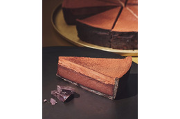 スタバのバレンタイン、「チョコレートタルト」など甘く幸せなチョコフードが勢ぞろい